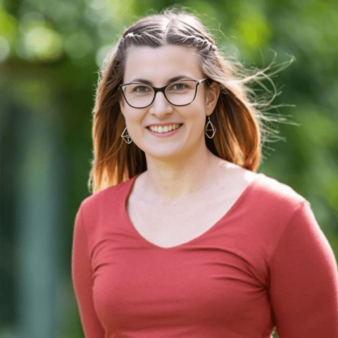 Felicity Davis, Associate Professor